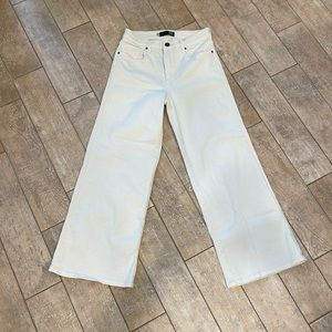 Kut from the Cloth flair Jean